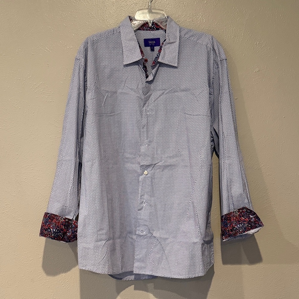TALLIA White and Red Patterned Button Down Shirt